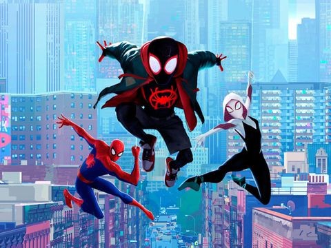 om paianjen in filmele spiderverse spiderman in ordine