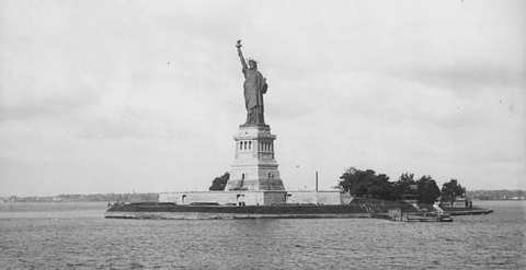 Statuia Libertatii (Anul: 1886)