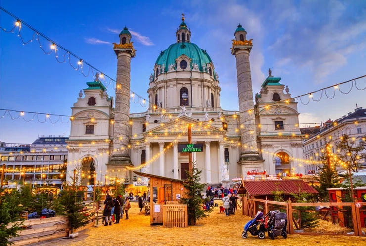 Art Advent, Piata de Craciun de pe Karlsplatz