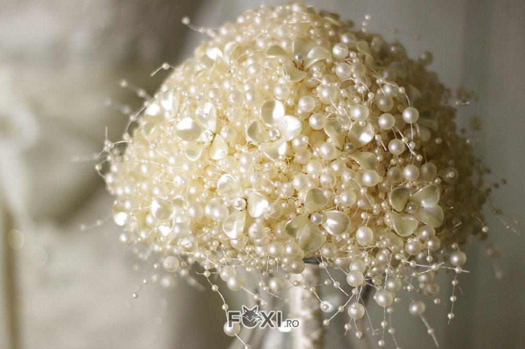 buchet mireasa perle