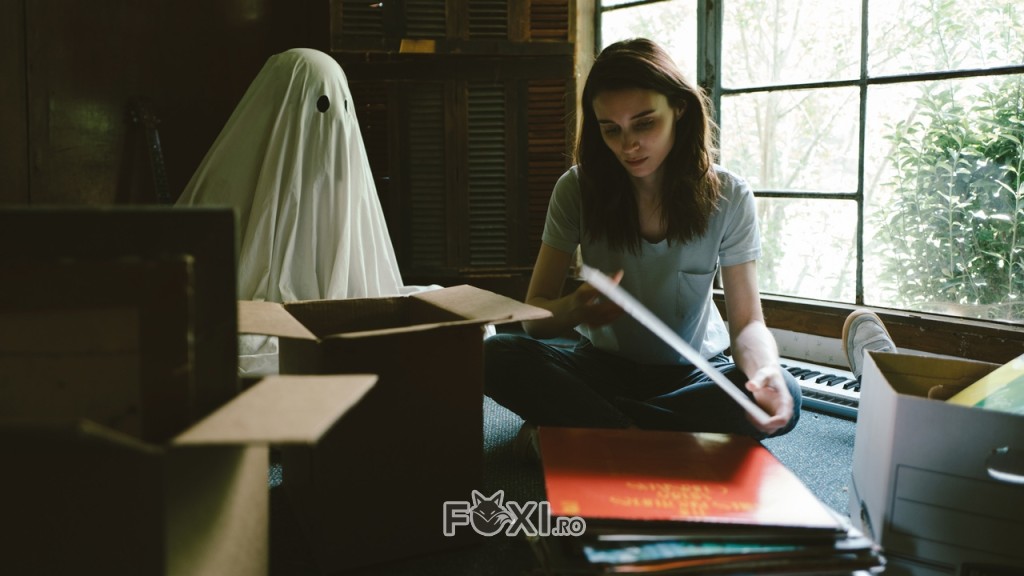 scena din filmul A Ghost Story