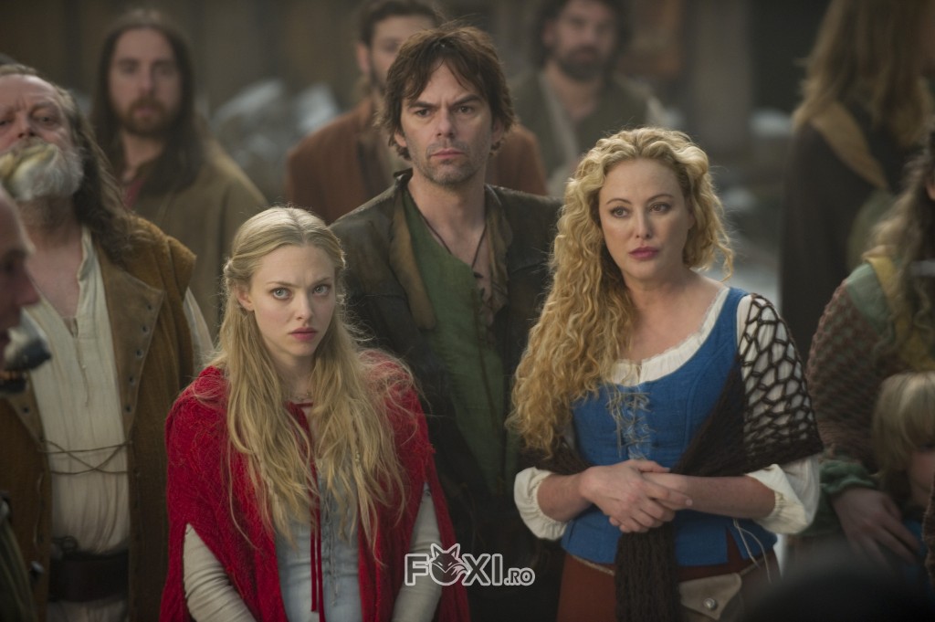 scena din filmul Red Riding Hood